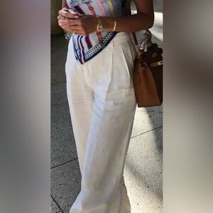 Effortless linen pants from Aritzia. Natural ecru. Size 2